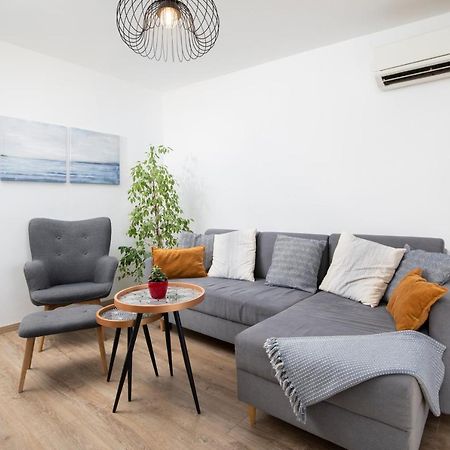 Top Floor Sunset Apartment Pula Bagian luar foto