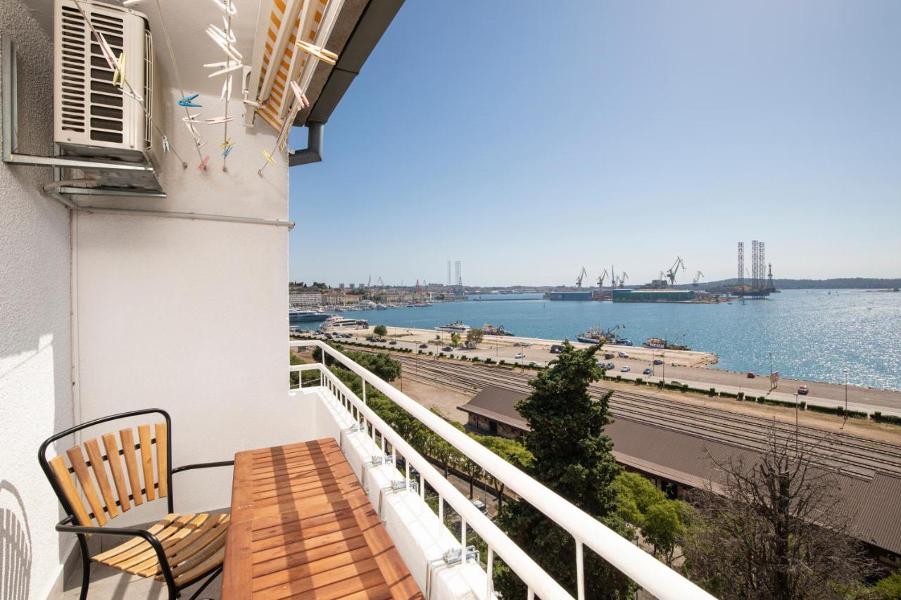 Top Floor Sunset Apartment Pula Bagian luar foto