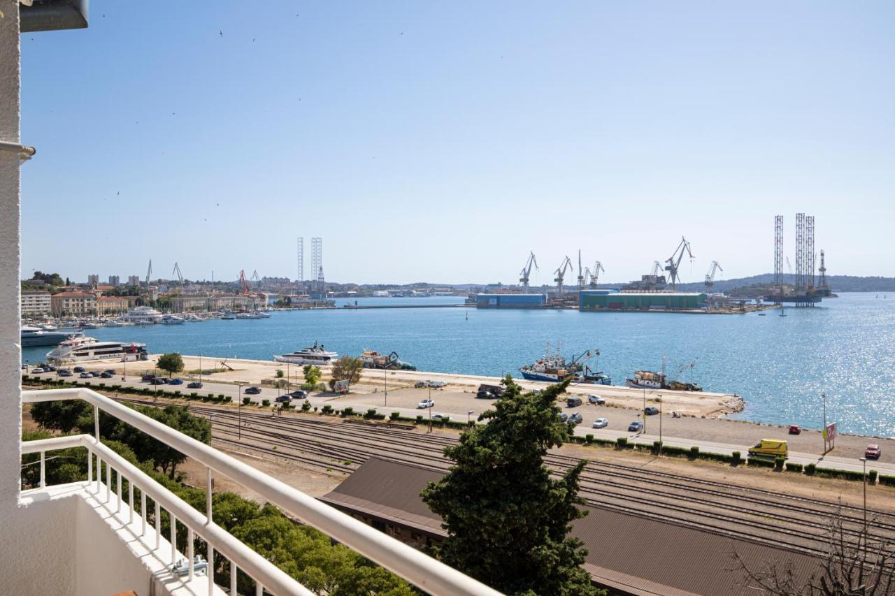 Top Floor Sunset Apartment Pula Bagian luar foto